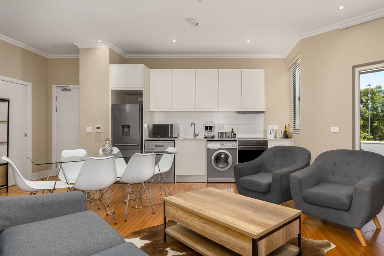 Apartment Sleek featured image