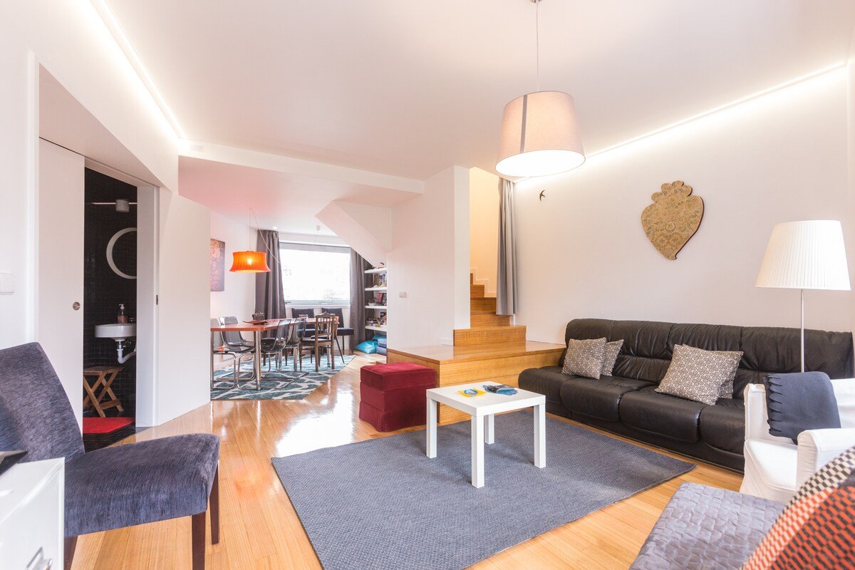 Friends & Family House 2 gallery image 2