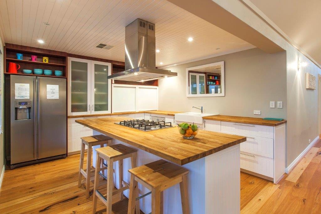 Seclusion on the Bay gallery image 5