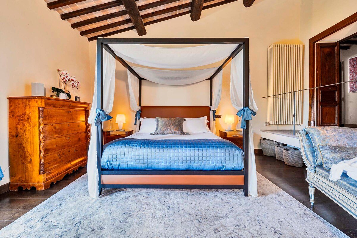 Luxury Villa Tuscany gallery image 2