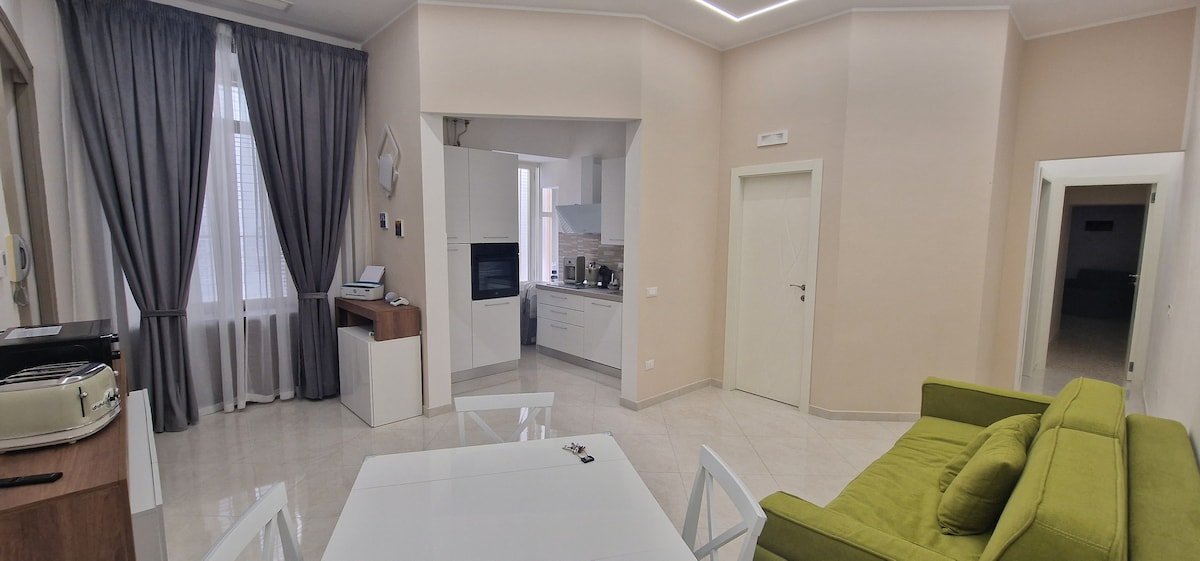 Appartamento B&B La Dimora di Parthenope gallery image 2