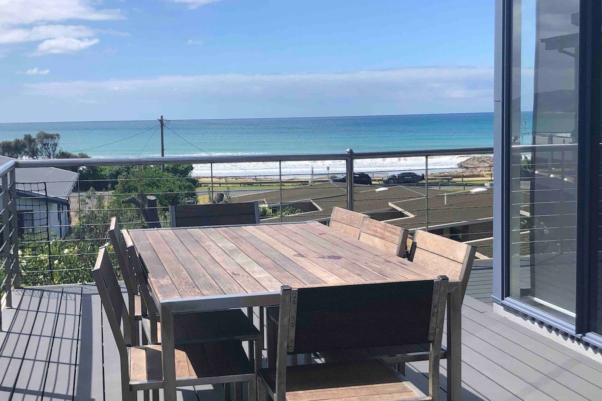 Apollo Bay Beach House – the best views gallery image 2