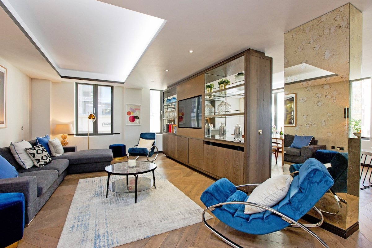 Golden Square One gallery image 2