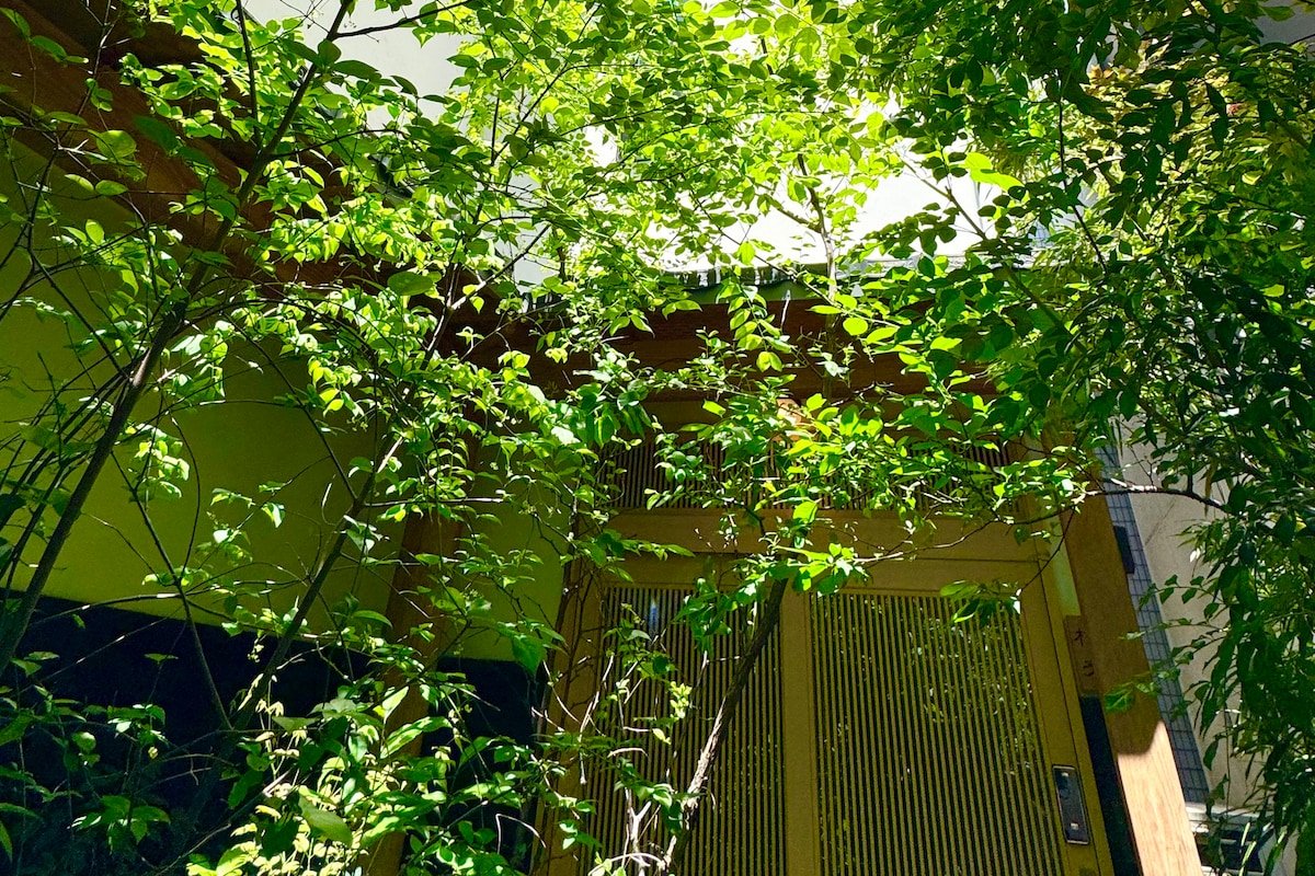 【2棟プライベート貸切！】庭付き 建物総面積約130㎡ 最大8名！駅近 畳 床暖房、Wi-Fi完備 gallery image 2