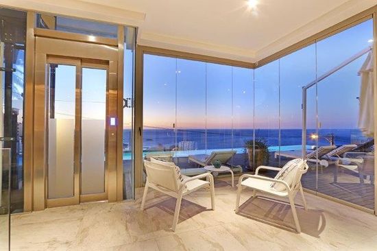 Photo 5 of Villa del Capo accommodation in Camps Bay, Cape Town with 7 bedrooms and 7 bathrooms