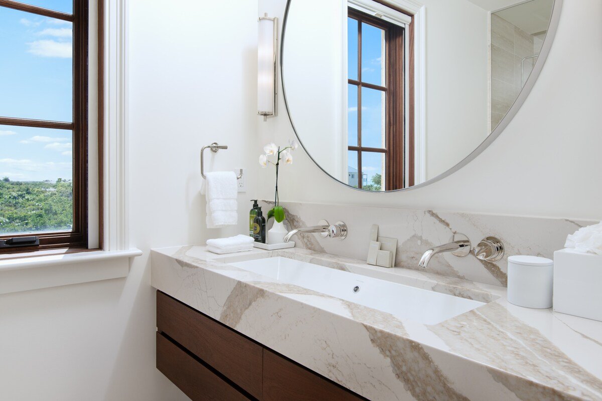 Villa Shambhala 8 Br gallery image 5