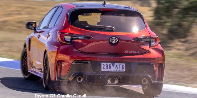 TOYOTA GR COROLLA 1.6T CIRCUIT A/T (5DR) - 33 
