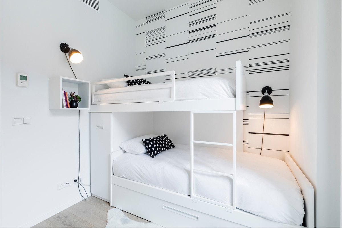 Elegant Justicia apartment, 2BR, for families – JI gallery image 5