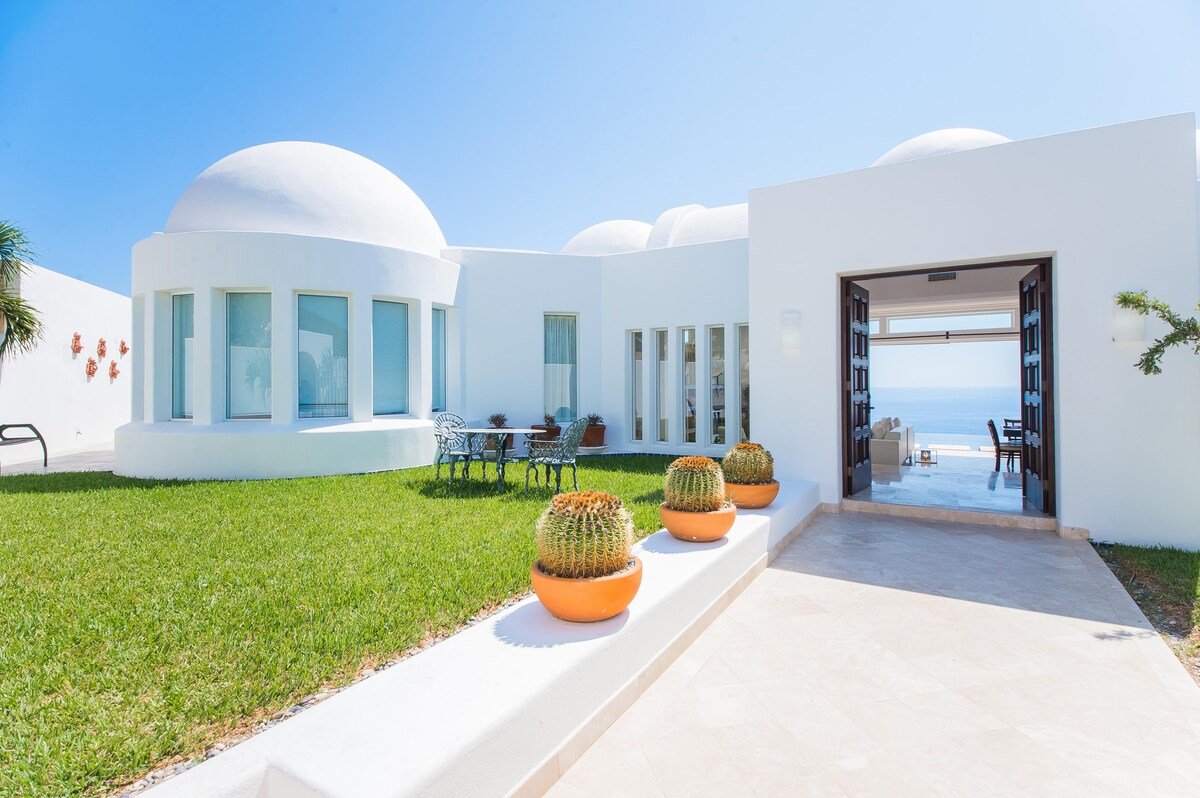 Luxury Awaits – Villa Clara Vista by Cabo Villas gallery image 5