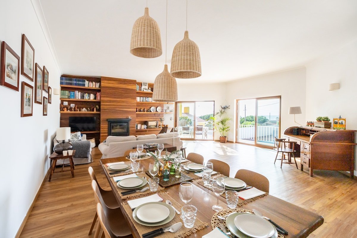 Relax on the sunny pool deck. Children friendly gallery image 5