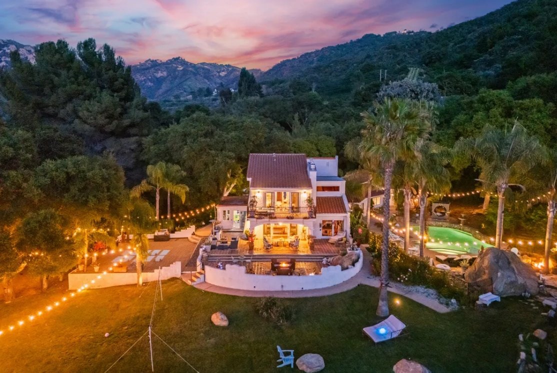 Malibu Retreat Estate w/ Guest House + salt POOL gallery image 3