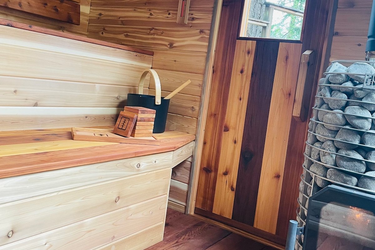 The Perfectly Peaceful Wildflower house gallery image 2