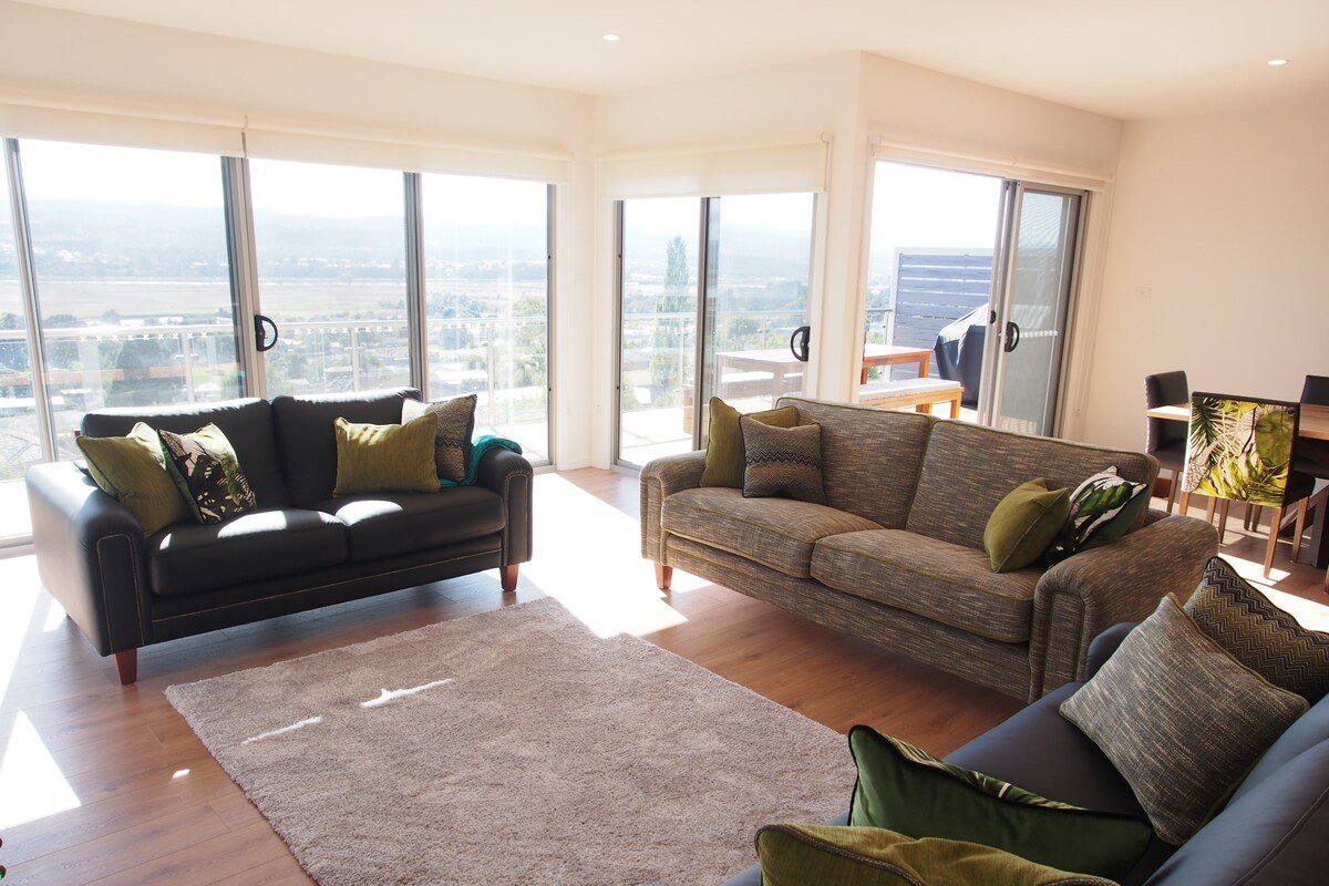 Island View House, perfect family home gallery image 4