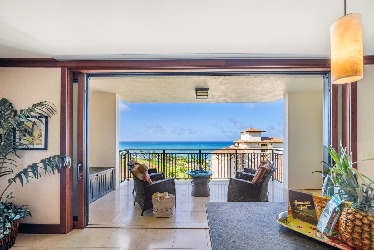 Hale Keani O-1203 stunning Views to relax gallery image 5