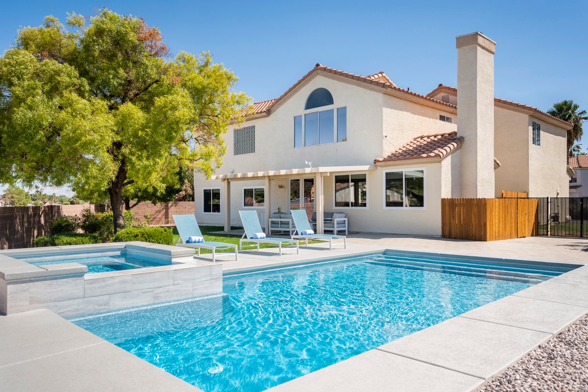 Modern 5BR Escape w/ Pool & Spa – 7 Min to Strip