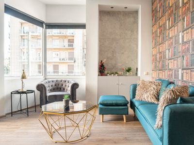 177sq/4BDR/3FullBath/OlympusZeusTemple view