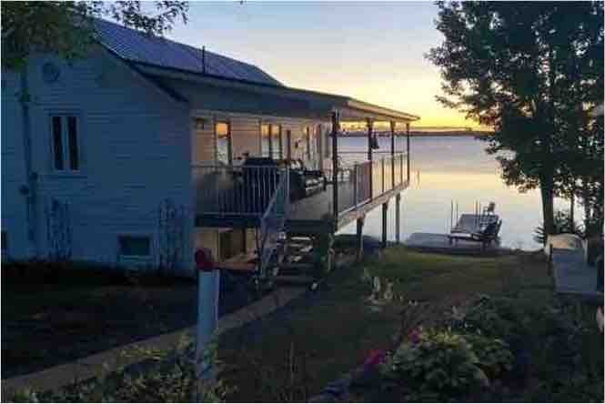 Beautiful Lake George Retreat