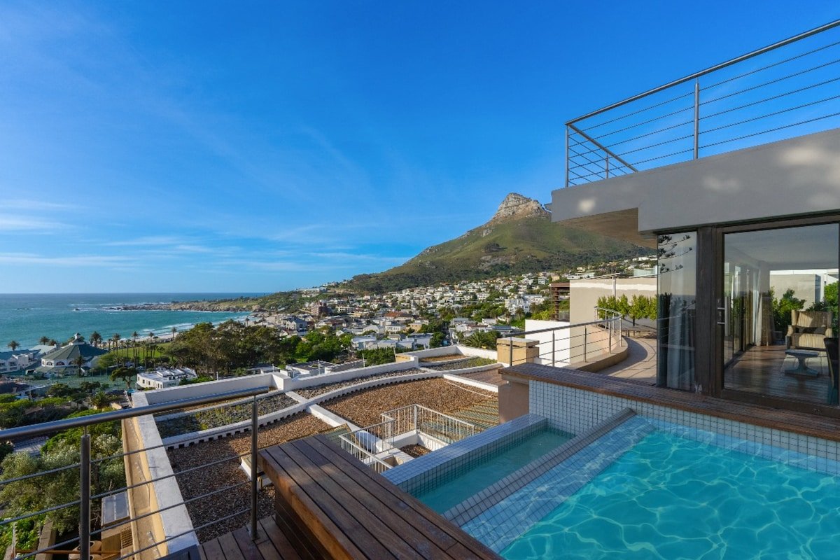 4 Bed Camps Bay Magnificent 180deg Views gallery image 4
