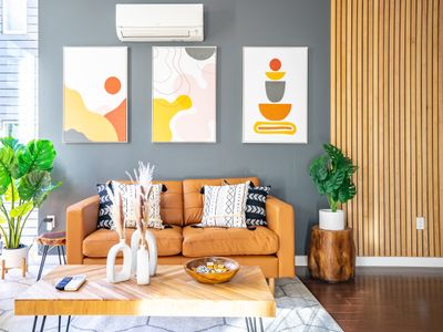 Walk to CapHill 4B2B Designer Home w/ Rooftop deck