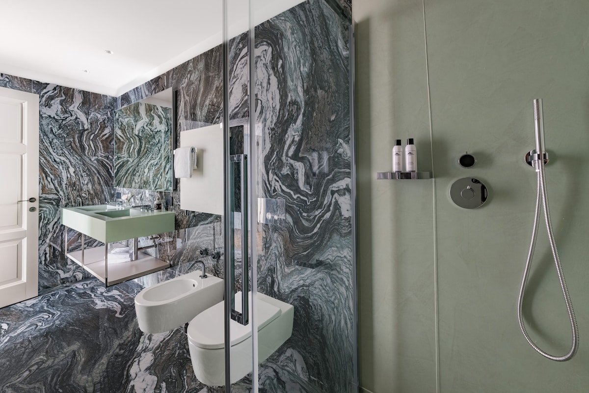 The Signoria Luxury | APT 7 – Perseo | Glamorous gallery image 4