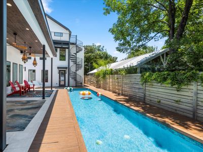 Luxurious Downtown Oasis – Lap Pool+Stunning Views