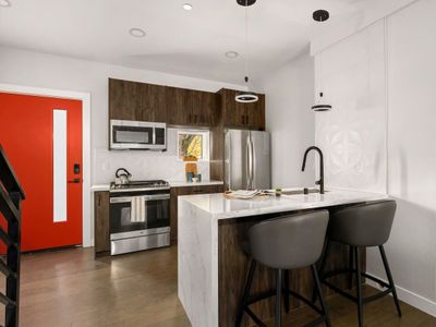 2 BR Luxury Rooftop Home | 360 Views | BBQ | Pet+