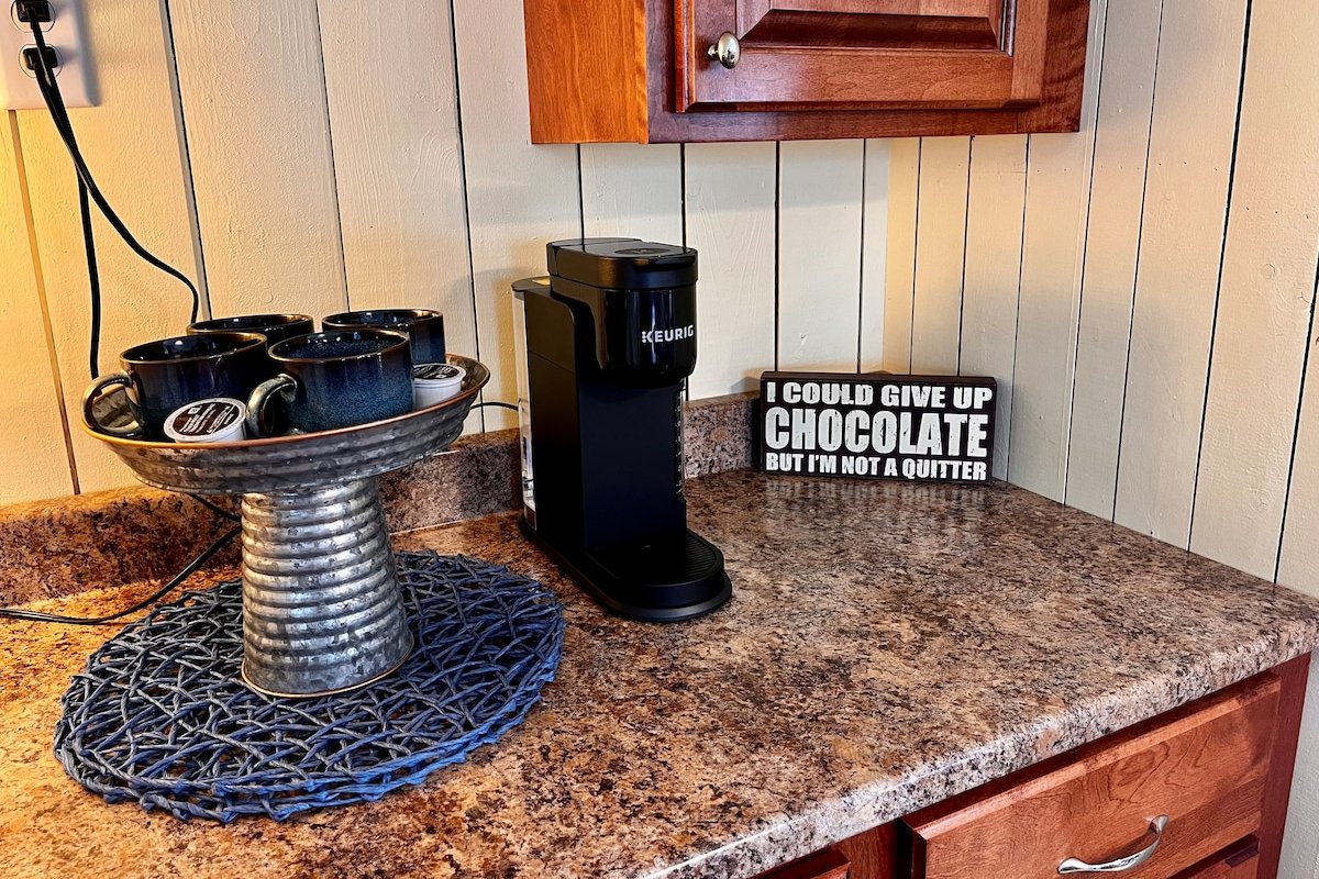 Relax at Beach Week Cottage gallery image 4