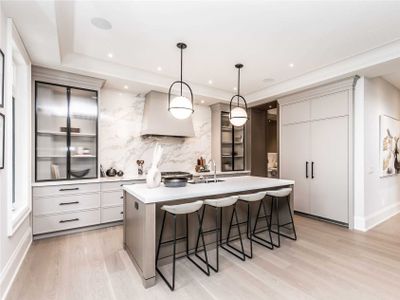 Custom Built Luxury 4 Bed 6 Bath