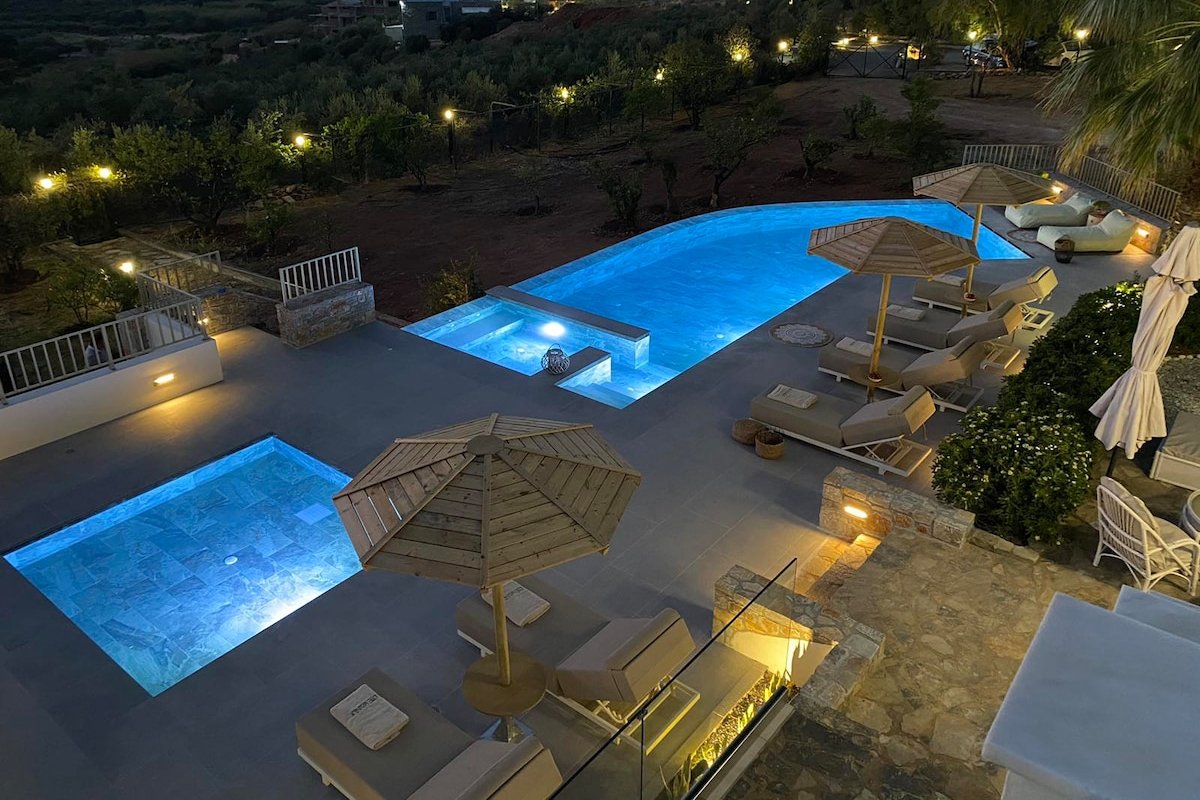 Dievandi Seaview Villa with heated pool gallery image 5