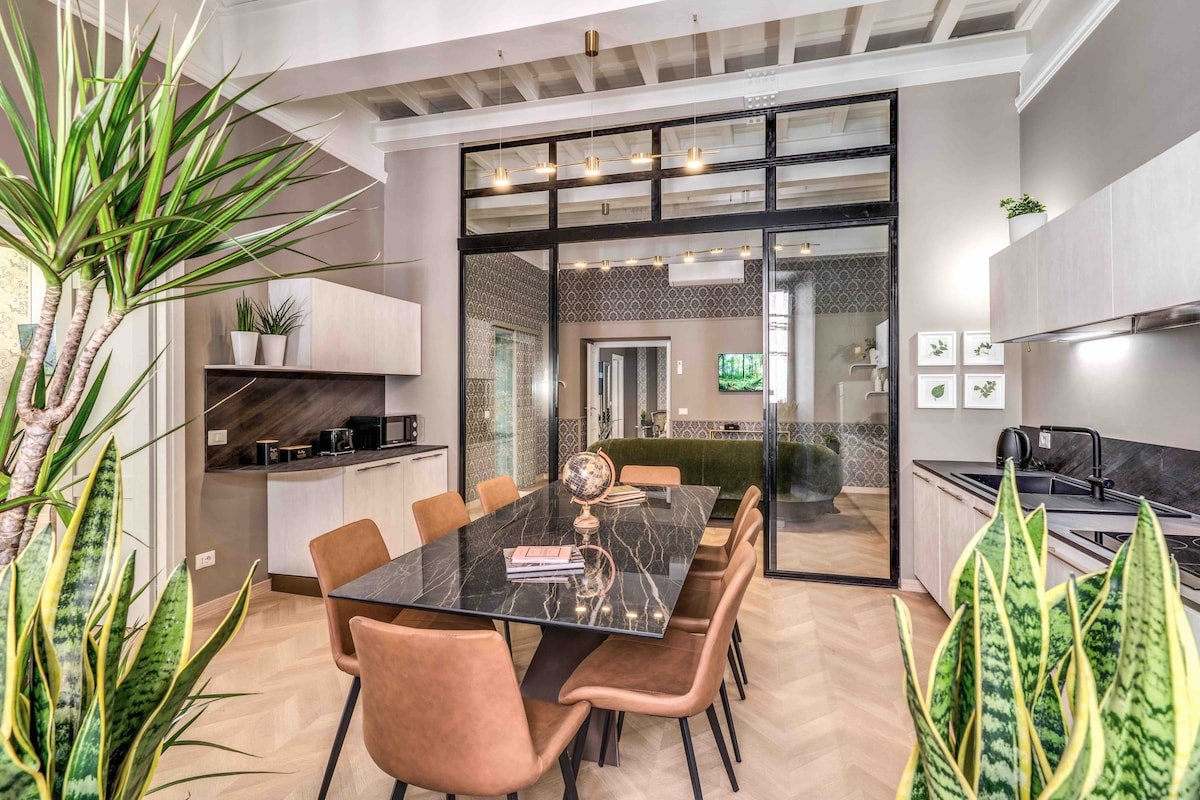 White Miracle Suite gallery image 2