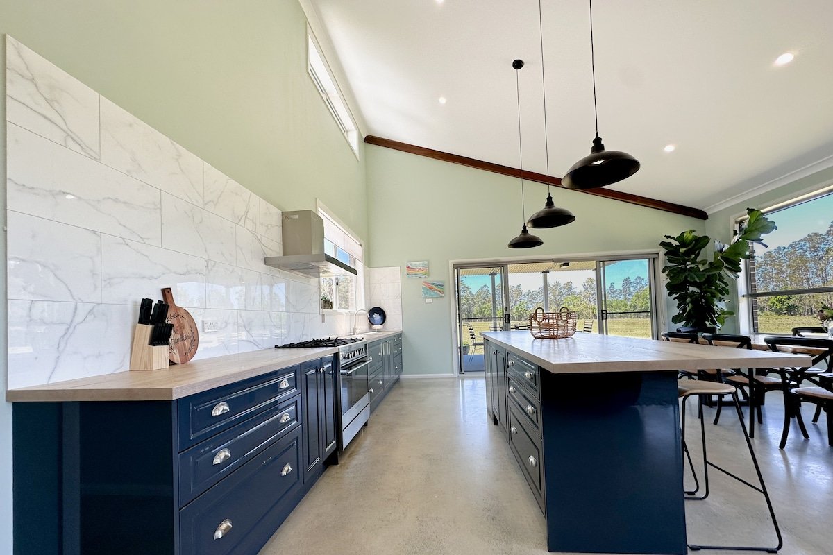 Hamilton’s Hideaway gallery image 3