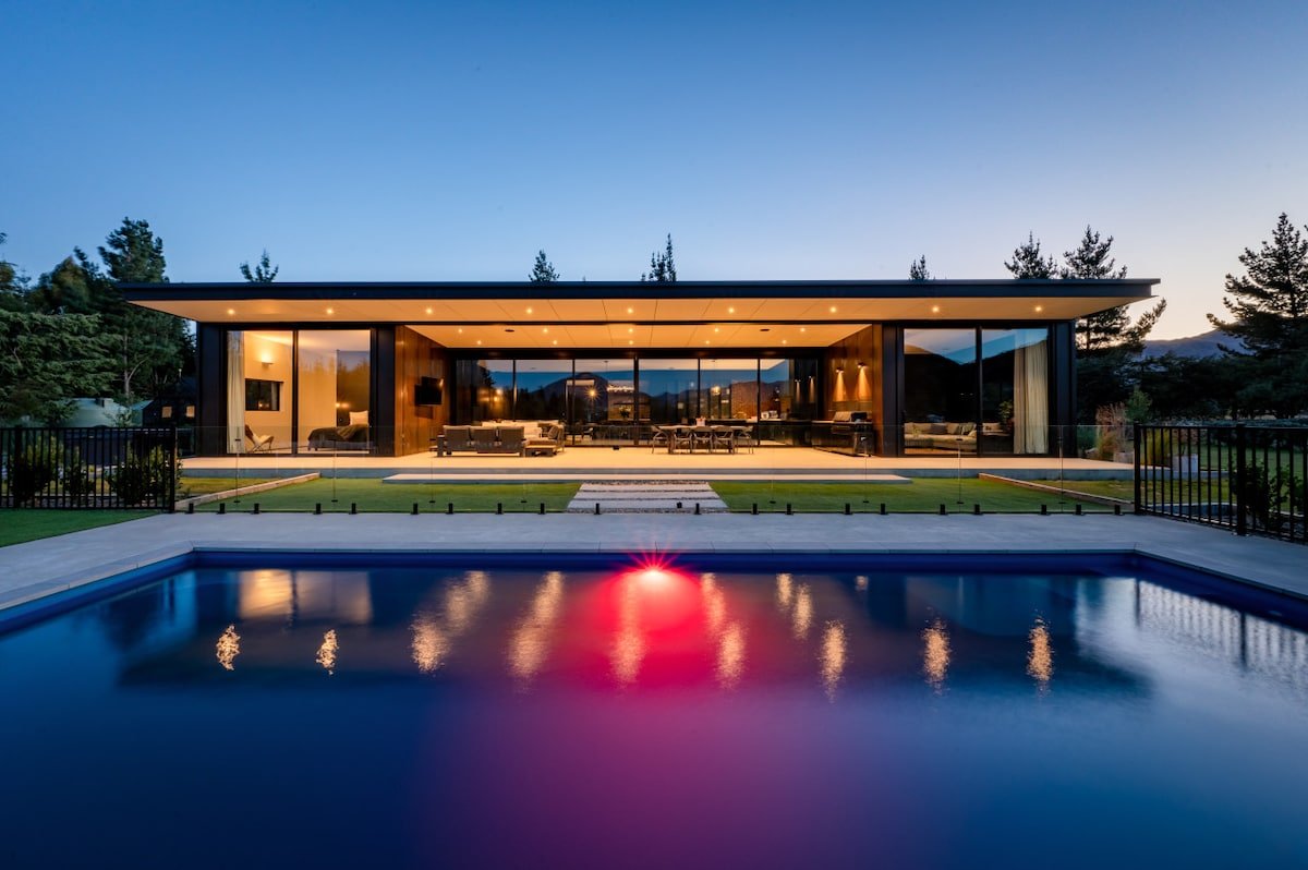 Riverbank – Hosted by NZSIR Luxury Rental Homes