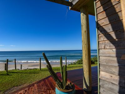 Beaumonts Beach House and Apartment on Belongil