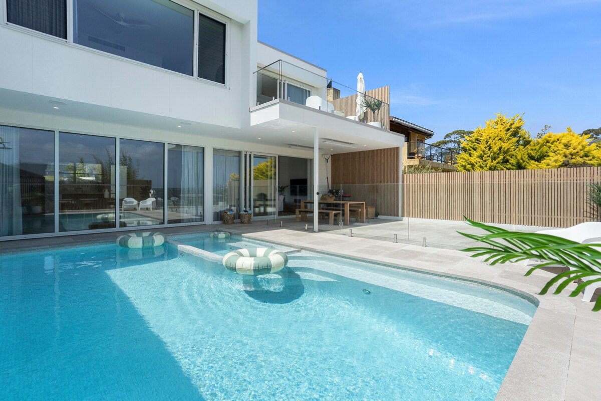 The Paradise Cove Retreat gallery image 5