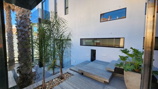 Sapphire Lower Photo 1