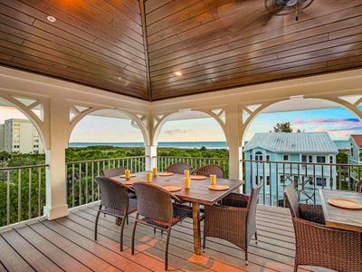 Seconds from the beach! Pool, Games-Ocean Overlook