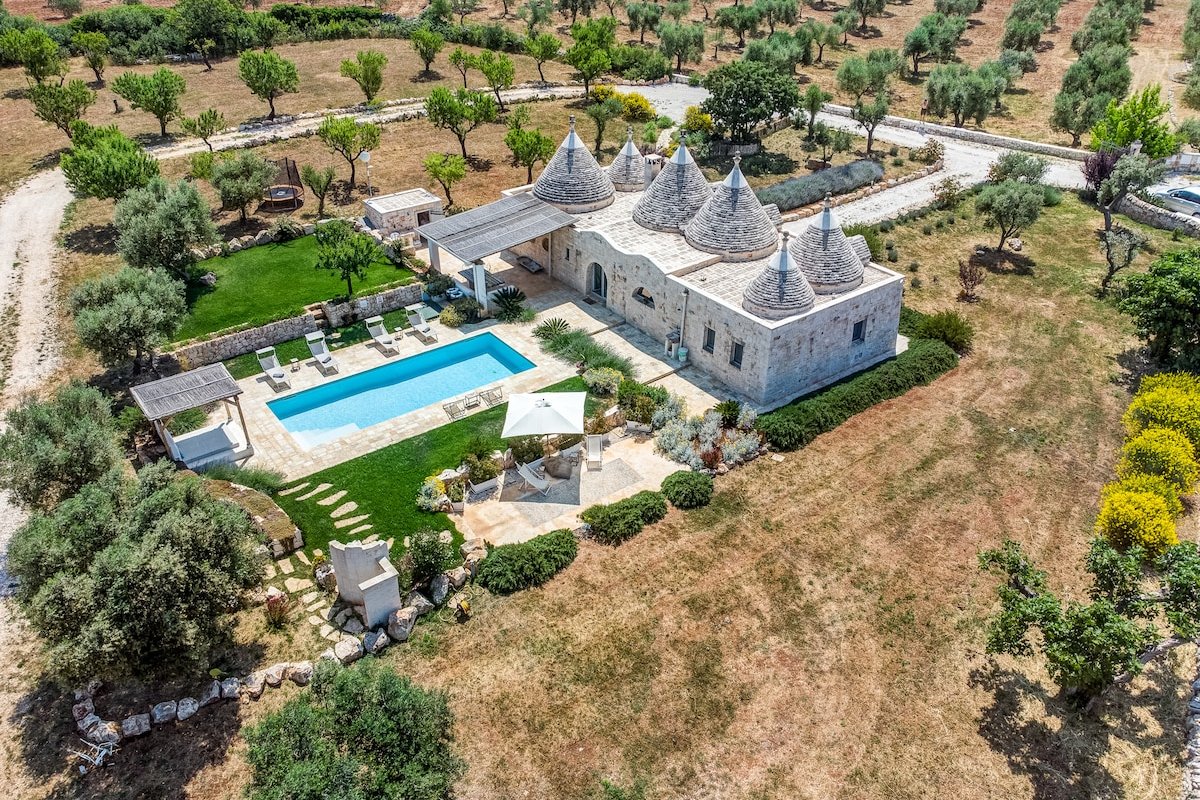 Trulli Gianpaolo charming Luxury Villa gallery image 3