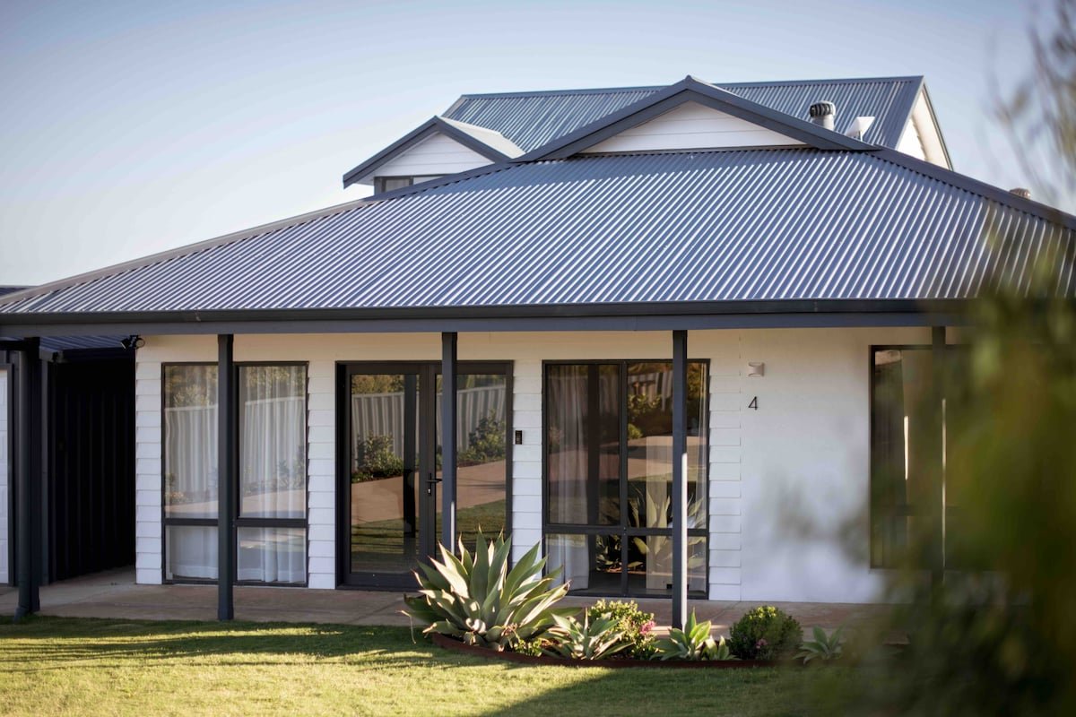 Sela-Vie Life of deep rest gallery image 3