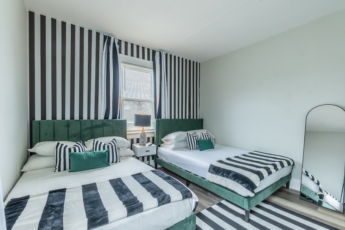 20% OFF, Newarkhome-3BDR by EWR+Free st Parking gallery image 5