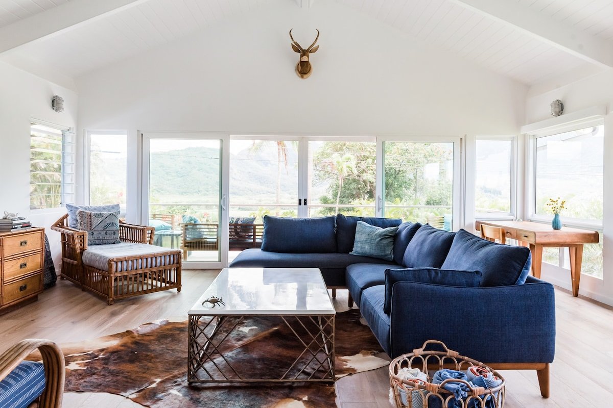 Stunning Hanalei Bay and Ocean View Home with Private Pool gallery image 2