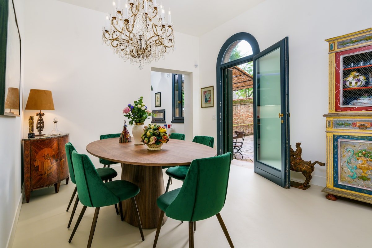 Corte della Palma Superb Venetian Garden gallery image 3