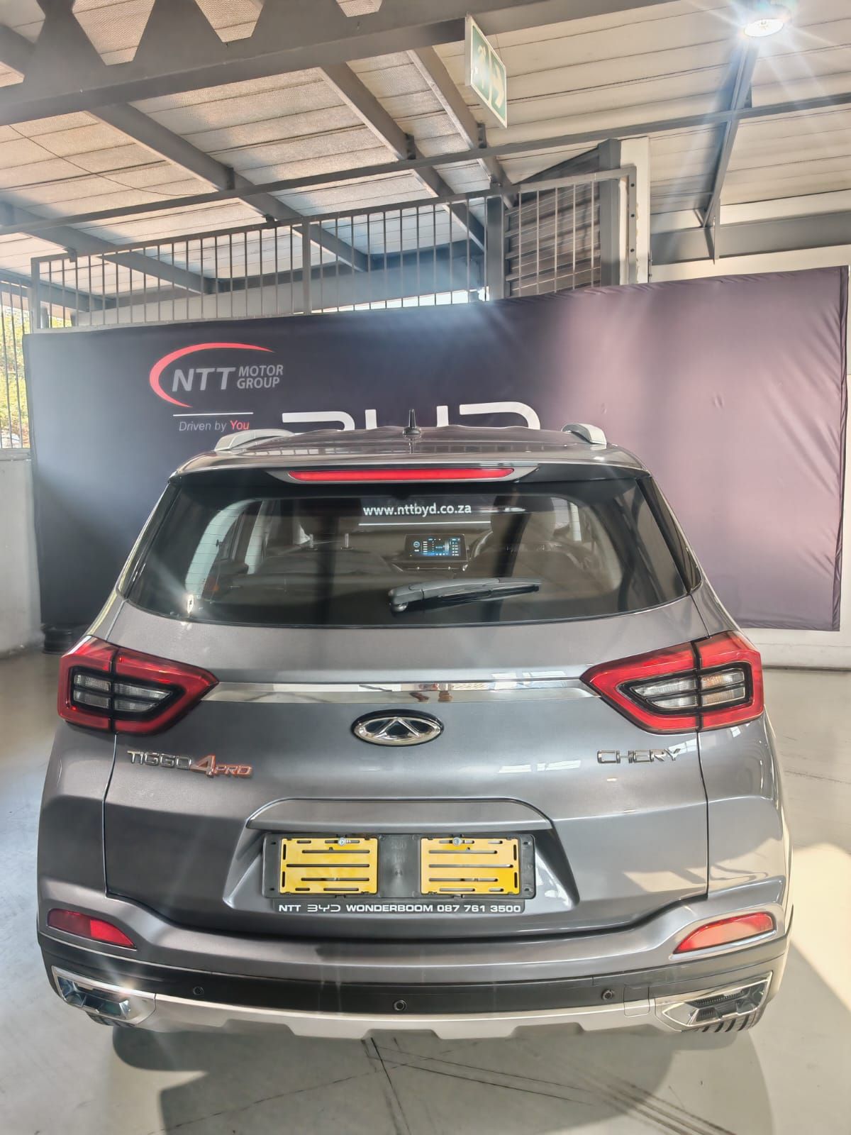 Used car gallery