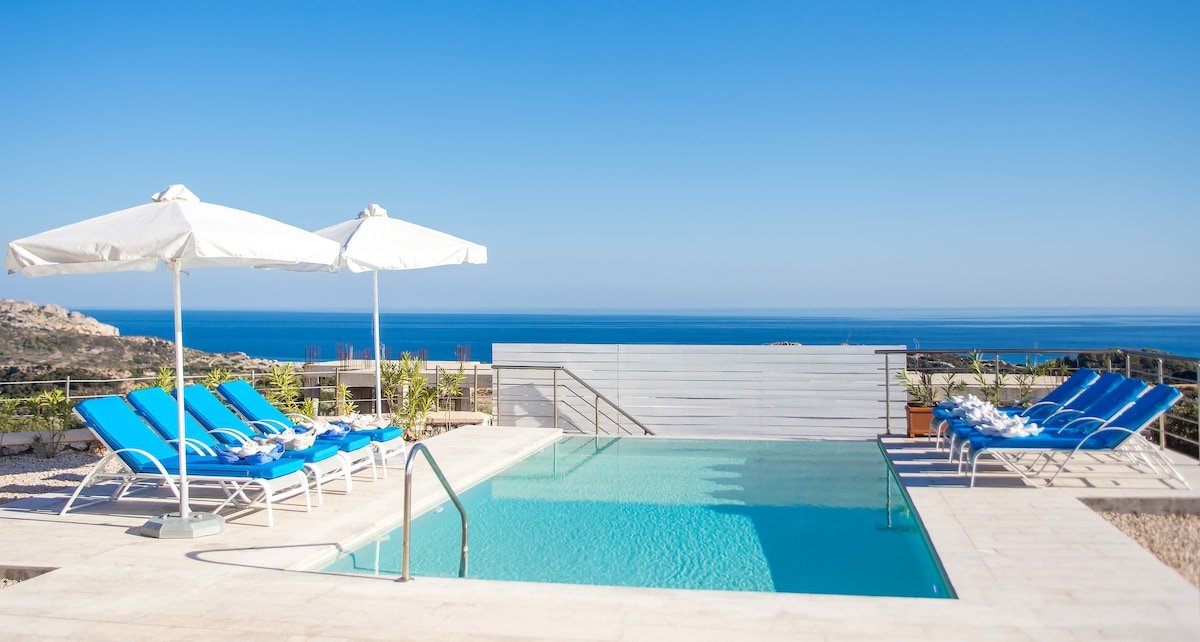 Luxury Villa Horizontes w. heated Private Pool gallery image 5