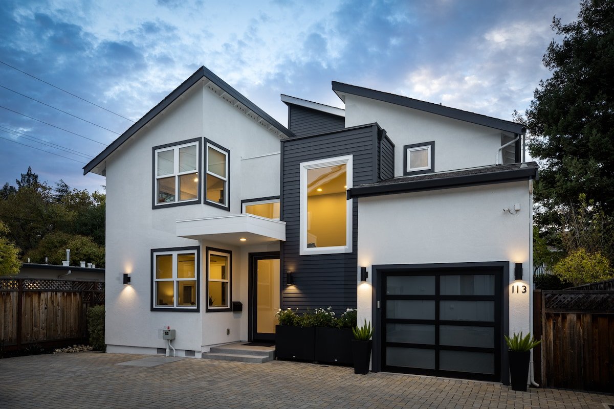 Luxury living in Palo Alto gallery image 2