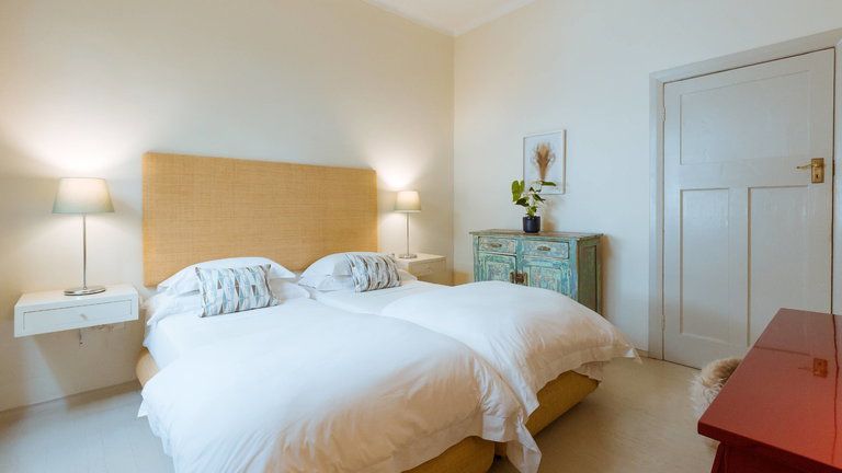 Cape Standard Guest House Twin room Air Con