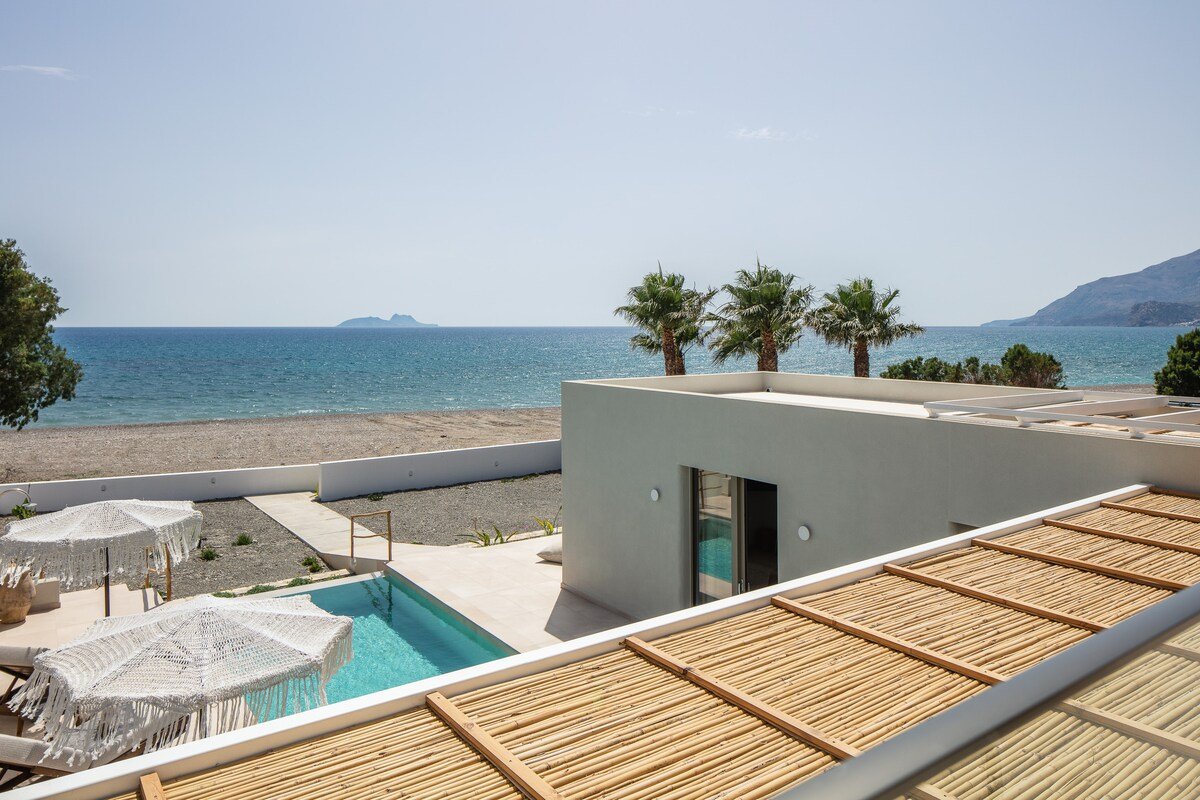 Design Villa – Beachfront boho inspired by etouri! gallery image 3