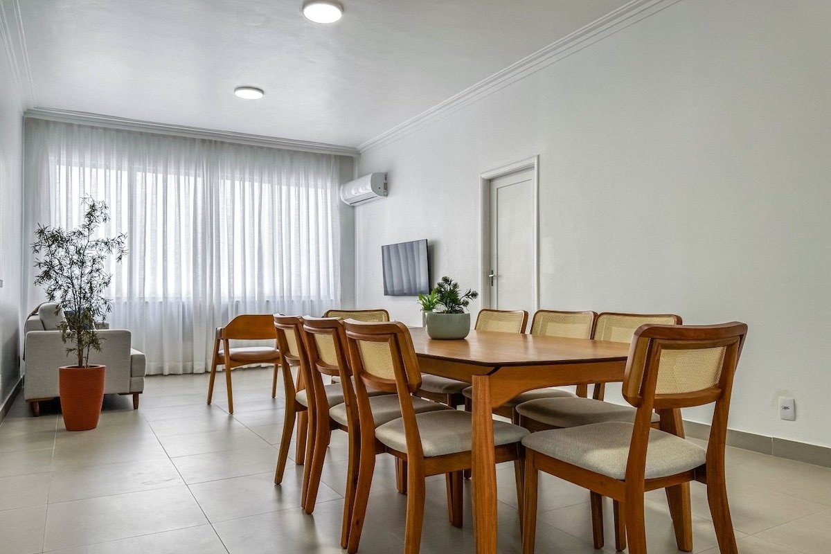 Amplo e moderno na praia de Copacabana gallery image 2