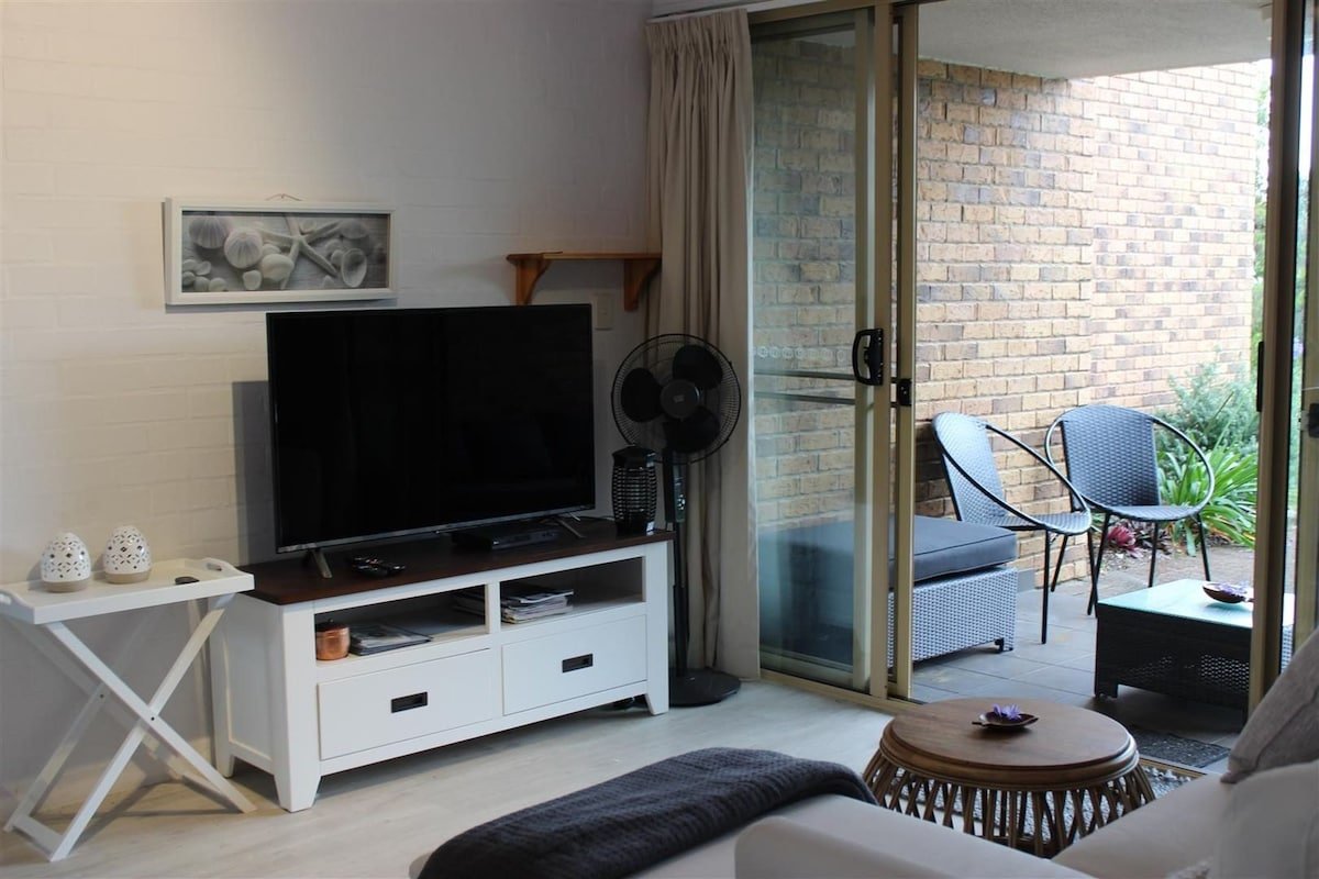 Oceanside 21 – Beach House on the Dunes! gallery image 5