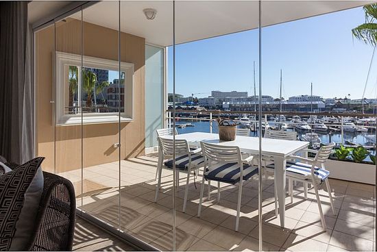 Photo 3 of Paregon 205 accommodation in V&A Waterfront, Cape Town with 3 bedrooms and 2 bathrooms