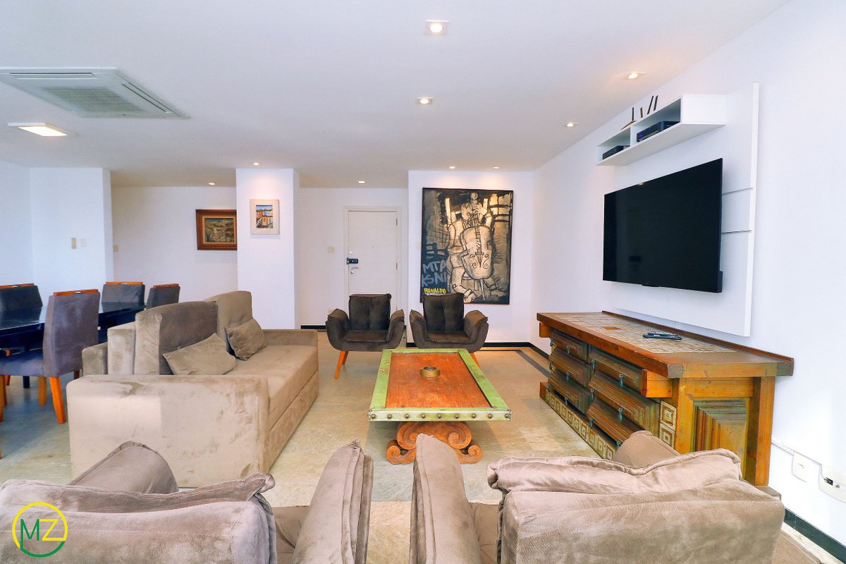 Spacious 4 bedrooms in Copacabana for 10 people